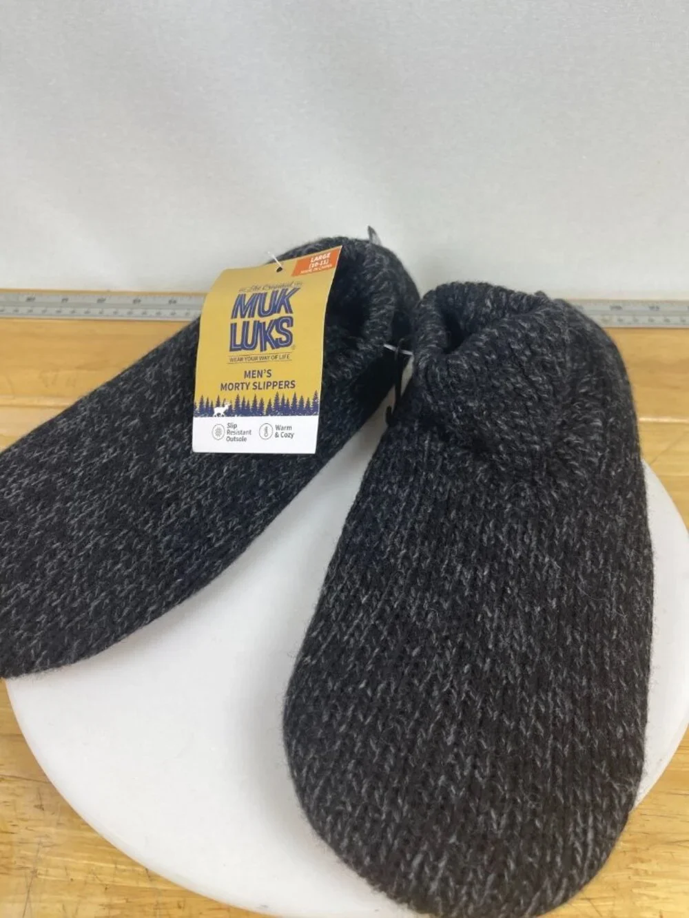 Muk Luks Morty Slippers Mens L 10-11 Black Knit Cozy Slip Resistant New